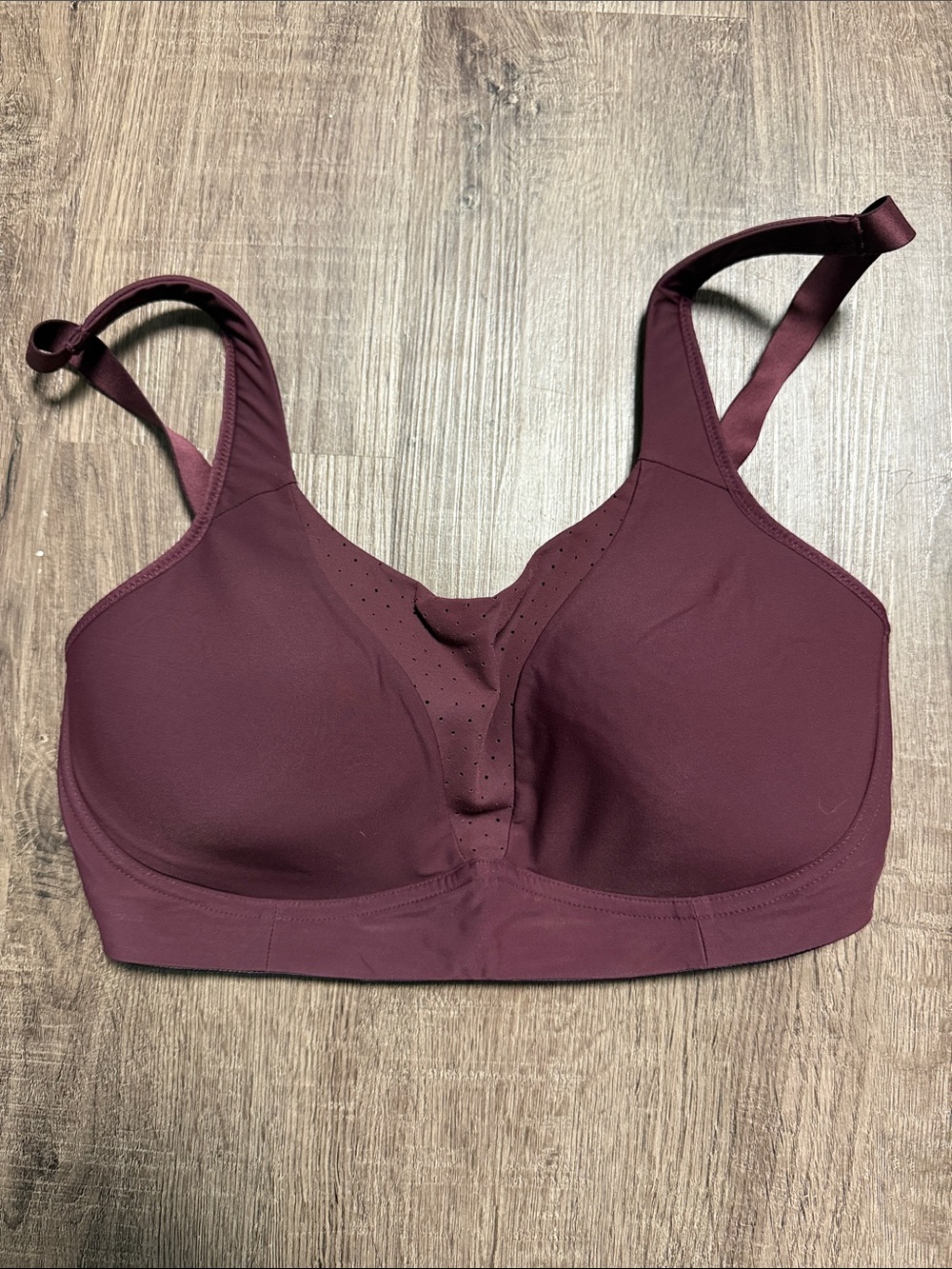 lululemon athletica Wireless Sports Bra in Burgundy